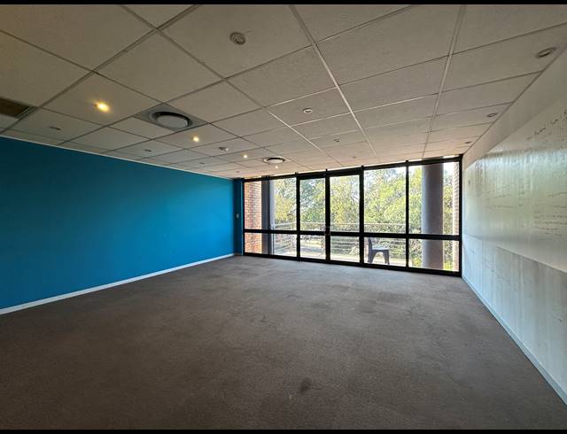 200M² OFFICE TO LET IN SANDTON CENTRAL